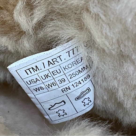 KIRKLAND Signature Genuine Sheepskin Shearling Short Boots Size 8 - Picture 11 of 12